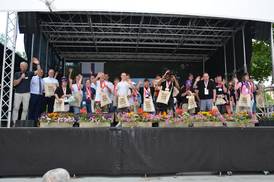 Jahresfest 2026 – Sportler-Ehrung auf der Bühne im Schlosspark Jahresfest 2026 – Sportler-Ehrung auf der Bühne im Schlosspark