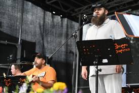 Jahresfest 2026 – Musiker auf der Bühne Jahresfest 2026 – Musiker auf der Bühne