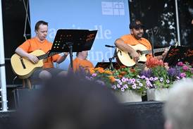 Jahresfest 2026 – Musiker auf der Bühne Jahresfest 2026 – Musiker auf der Bühne